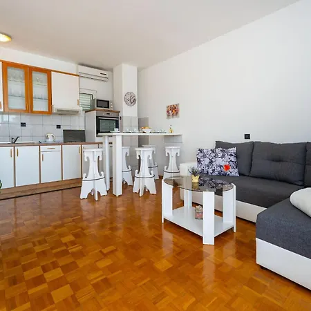 Apartment Gorgeous In With Wifi