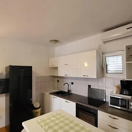 Apartment Gorgeous In With Wifi
